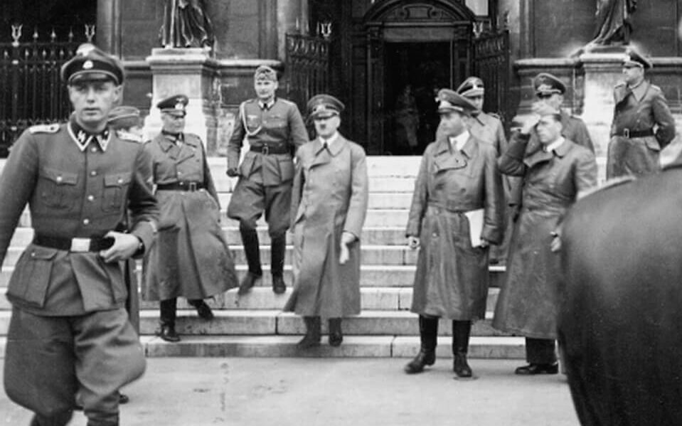 El anhelo cumplido de Hitler: Sus tres horas de visita en París luego ...