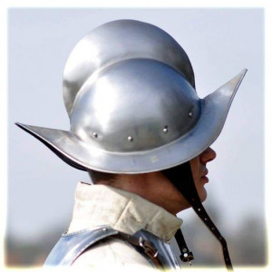 Morrión casco Castilla siglo XVI