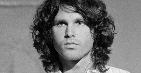 Jim Morrison: La ic&oacute;nica sesi&oacute;n de fotos de "El Joven Le&oacute;n" en 1967