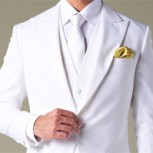 Prohíben a un alumno ir ceremonia de graduación con un vestido blanco