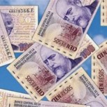 Misteriosa lluvia de billetes sorprende a una provincia y hasta ahora no hay explicación
