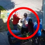¡Qué haces, coronavirus! La broma a una china que terminó en feroz pelea cuando su hermano salió a defenderla