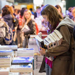 Conoce el stand de Chile en la Feria del Libro de Buenos Aires: Mira las fotos
