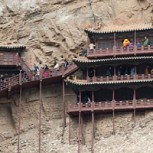 El templo colgante que desafía la gravedad: Está en China y tiene más de 1.500 años
