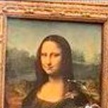 Mona Lisa fue atacada con un pastelazo en el Louvre: Delincuente estaba disfrazado