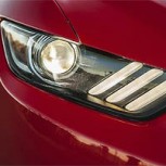 Moda de luces destellantes en los autos: No son legales y pueden derivar en muy malos ratos