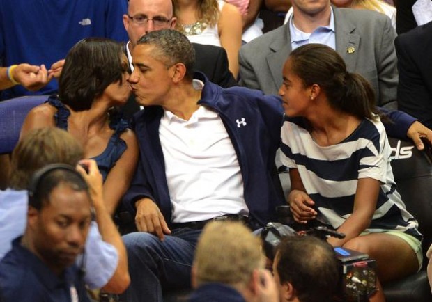 Kiss Cam NBA