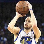 Stephen Curry encestó 77 triples seguidos en un entrenamiento