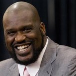 Shaquille O’neal sufre aparatosa caída en programa de la NBA
