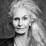 Modelo a los 86 años: Daphne Selfe deslumbra con arrugas y canas