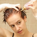 ¿Cómo teñir el pelo en casa? Consejos y trucos para que la tintura dure más