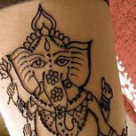 ¿Los tatuajes de henna son peligrosos? La horrible experiencia de una adolescente