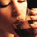 ¿El alcohol envejece? Estos son sus indeseados efectos en nuestra piel