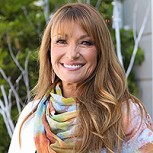 Jane Seymour reniega del Photoshop y se muestra al natural a sus 69 años