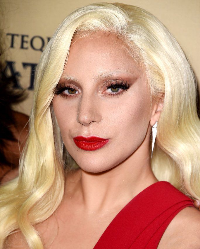 cejas decoloradas lady gaga