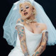 Mon Laferte celebró sus 43 años con cambio radical de look dejando atrás su rubio platinado
