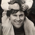 Bruce Jenner recibe apoyo de famosos en las redes sociales