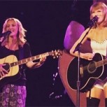 Taylor Swift revoluciona las redes sociales cantando “Smelly Cat” con Lisa Kudrow
