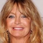 Goldie Hawn luce increíble con escotado vestido a sus 71 años