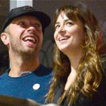 Dakota Johnson y Chris Martin fueron descubiertos en íntimo momento: Así se divierten en pandemia