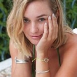 Kika Silva luce muy distinta en sesión de fotos con ropa extravagante y make up extremo