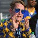 Macaulay Culkin pasea con su pequeño hijo: ¿Cómo le sienta la paternidad al “Pobre Angelito”?