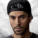 Enrique Iglesias y besos con fans en conciertos: Cantante reveló cuál es la reacción de Anna Kournikova