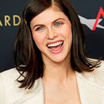 Alexandra Daddario anuncia noticia que le cambia la vida y llena de felicidad a sus seguidores