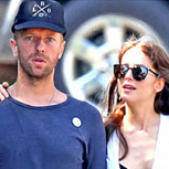 Chris Martin sorprende al pedir a sus seguidores que vean la nueva cinta de Dakota Johnson