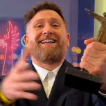 “Siento que me lo estoy robando”: La increíble confesión de Juan Pablo López al recibir premio en los Caleuche
