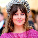 Dakota Johnson asume glamoroso desafío con nuevo compañero