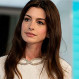 Anne Hathaway es acusada de “fingir” su embarazo con una prótesis: Su contundente respuesta