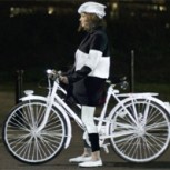 Revolucionario Spray permite que tu bicicleta sea visible de noche: Invento para ciclistas