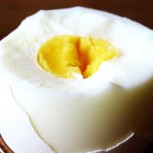 Científicos descubren cómo “deshervir” huevos duros y volverlos a su estado inicial