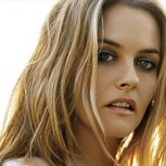 Alicia Silverstone posó desnuda para campaña contra el uso de lana