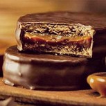 ¿Cómo hacer alfajores de chocolate y manjar? Delicioso postre para compartir