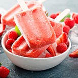 Paletas heladas de frutillas: Refrescante y simple receta para sobrevivir al calor del verano