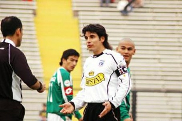 Ramírez en su época de jugador, como Capitán de Colo Colo.