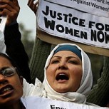 Una mujer quema vivo a hombre que la intentó violar en India