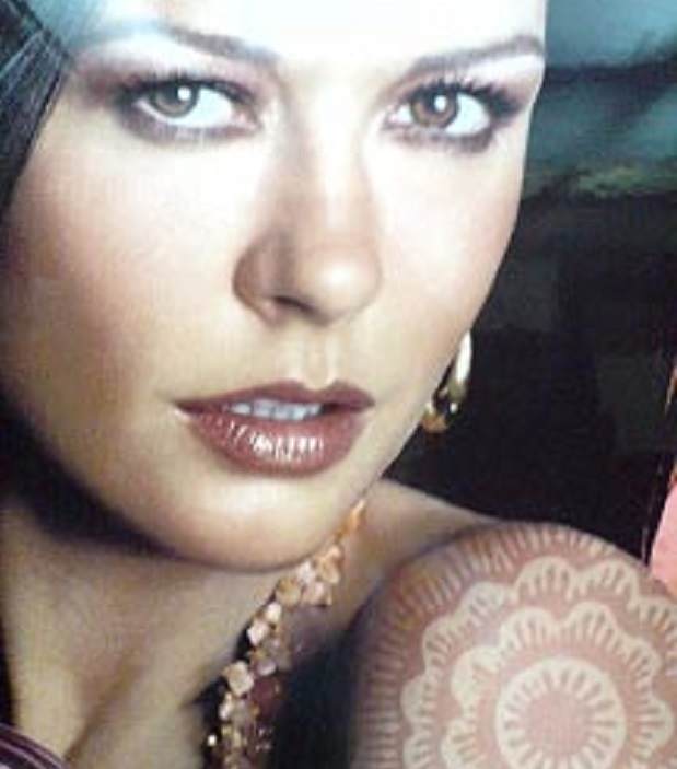 6- Catherine Zeta Jones
