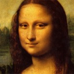 Hermanas italianas aseguran ser descendientes de la Mona Lisa y posan tal como lo hizo ella