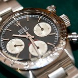 Veterano de guerra se sorprendió con el valor que hoy tiene su viejo reloj comprado en 1974
