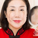 Mujer vuelve a romper récord de las pestañas más largas del mundo