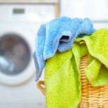 Expertos revelan la frecuencia con que debes lavar tus toallas