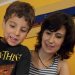 Madres, la primera escuela de los hijos