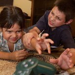 Peleas entre hermanos: ¿Qué deben hacer los padres?