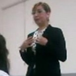 Profesora mexicana encara a alumno y da clase magistral sobre insultos en las redes sociales