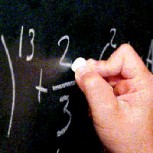 Denuncian humillación extrema de alumnos a docentes en el Día del Profesor