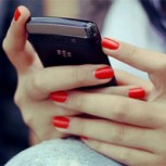 5 errores que cometen los padres al participar en los grupos de WhatsApp de curso de los hijos