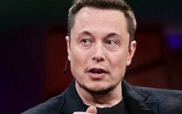El lapidario ataque de Elon Musk contra Jeff Bezos: “Debería trabajar más en Blue Origin y estar menos en el jacuzzi”
